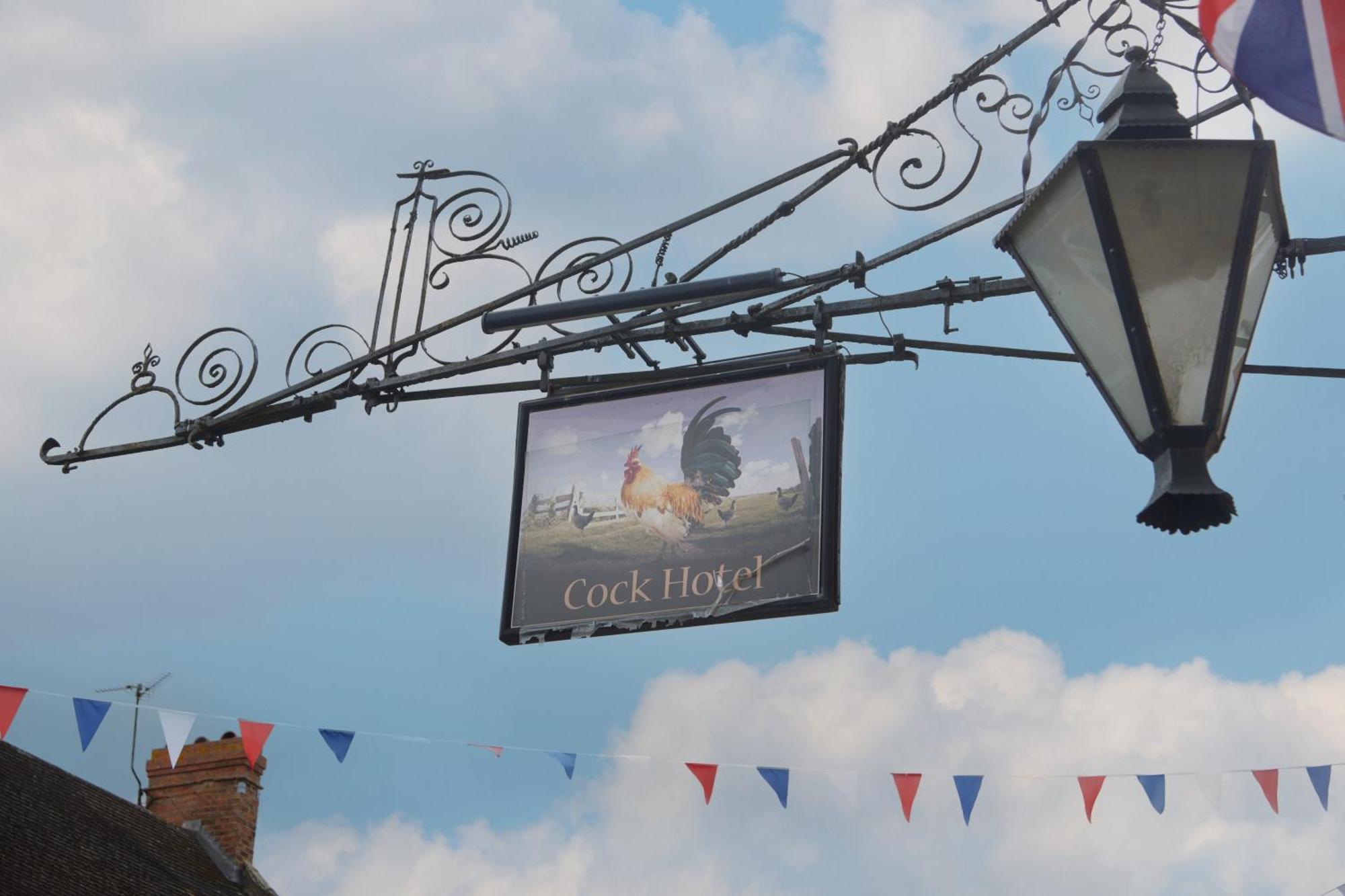 Cock Hotel By Greene King Inns Stony Stratford Zewnętrze zdjęcie